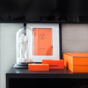 Meet your Posher, Miriam